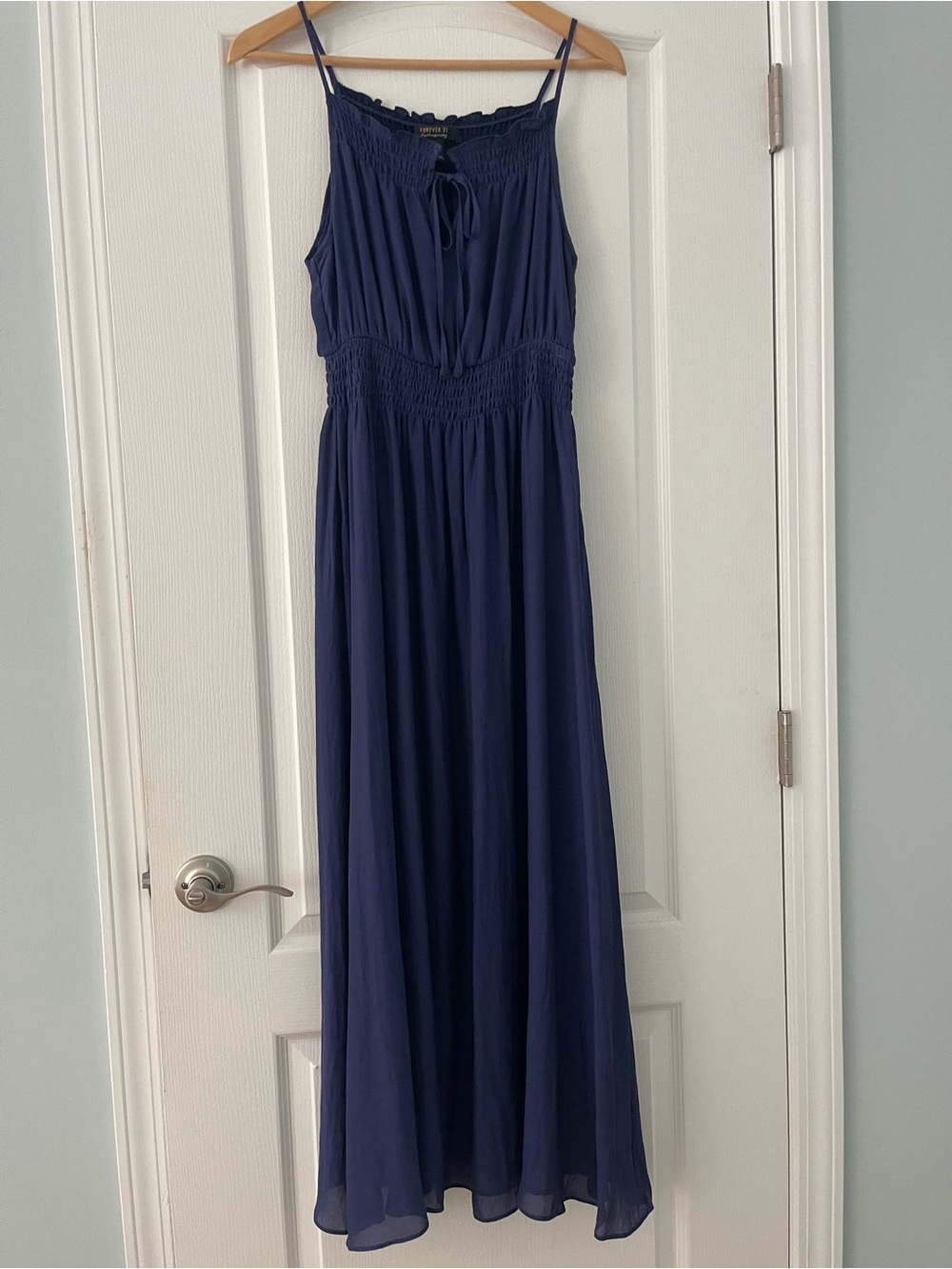 Forever 21 Navy Blue Maxi Dress with Smocked Waist size M